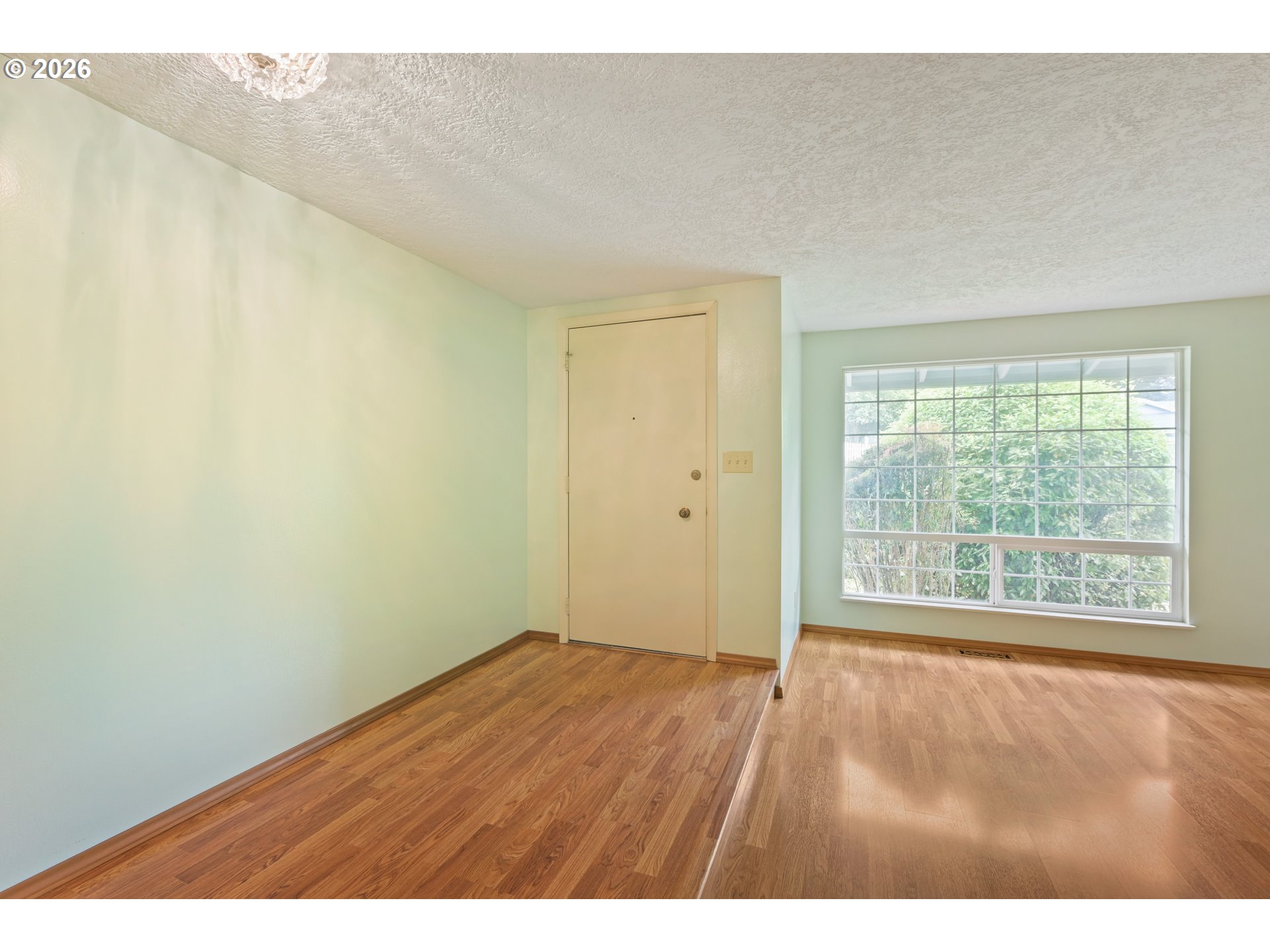 14575 Southwest Glenbrook Road Beaverton, OR 97007 - Photo 14 of 42