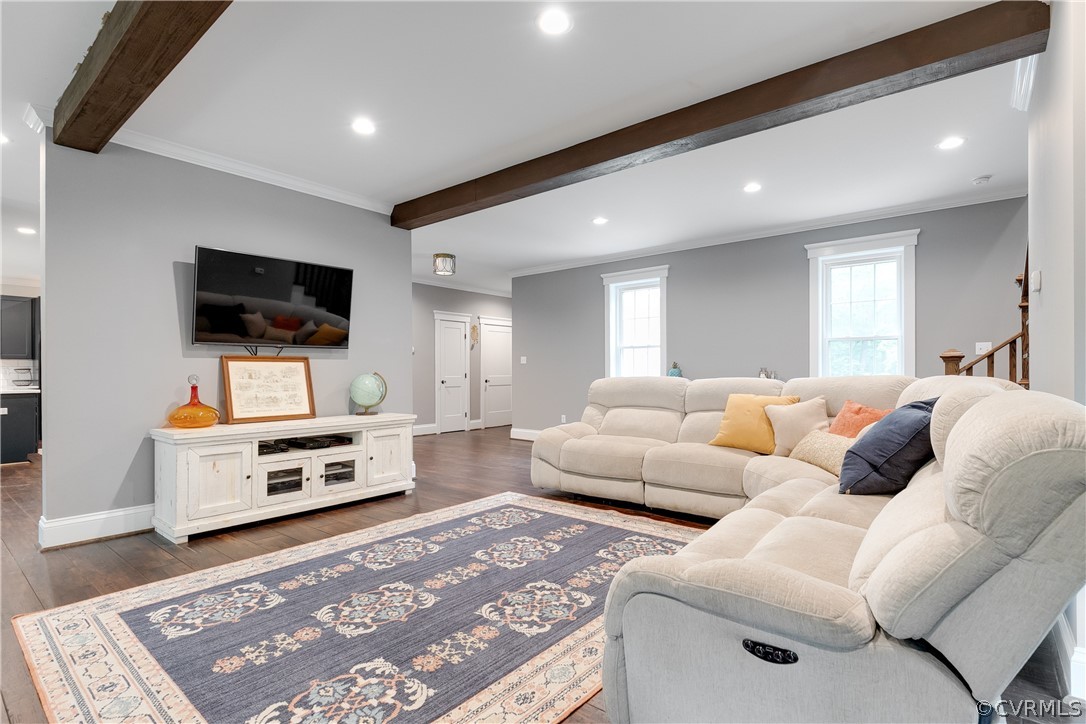 17137 Old Ridge Road Montpelier, VA 23192 - Photo 14 of 49 a living room with furniture and a flat screen tv