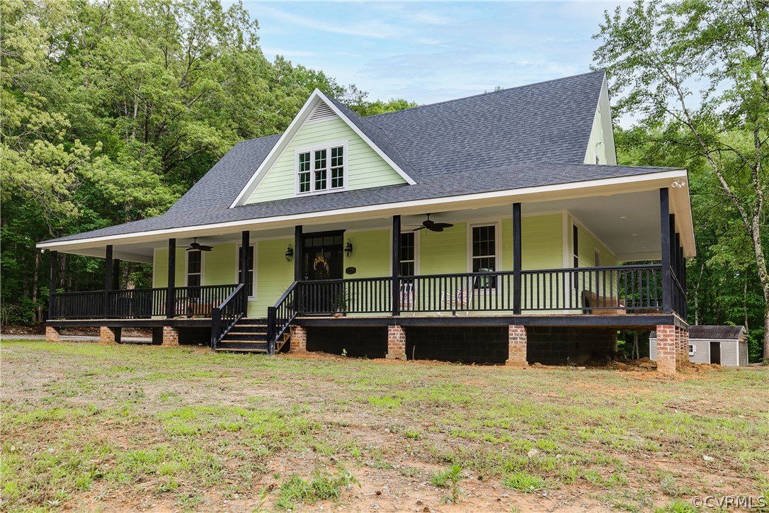 17137 Old Ridge Road Montpelier, VA 23192 - Photo 3 of 49 a front view of a house with a garden