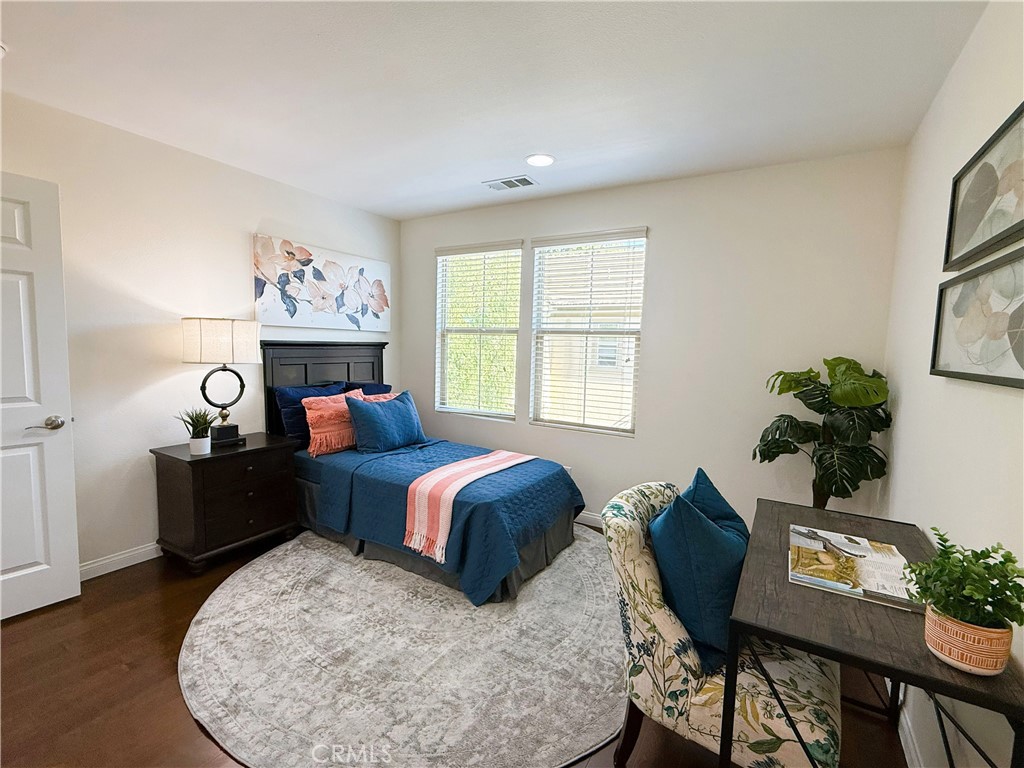 81 Keepsake Irvine, CA 92618 - Photo 26 of 39 bedroom 3