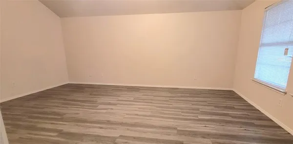 $2,250 | 8470 Goldfinch Way, Dallas, TX 75249