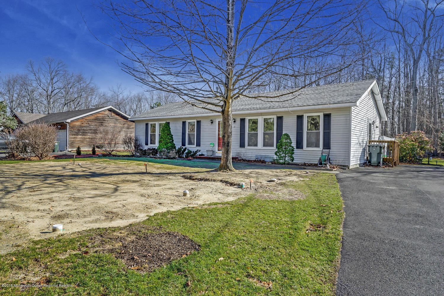 31 Frank Applegate Road Jackson, NJ 08527 - Photo 14 of 36 a view of a house with swimming pool and porch