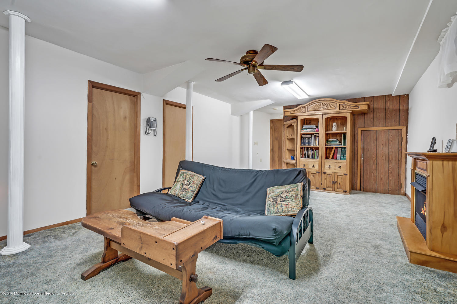 31 Frank Applegate Road Jackson, NJ 08527 - Photo 36 of 36 a living room with furniture