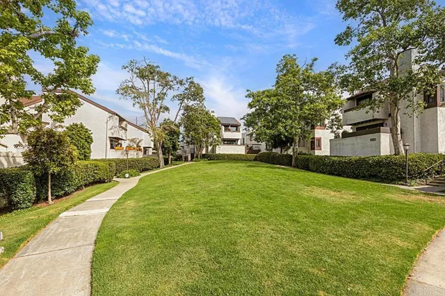 $759,000 | 2284 Caminito Pajarito, Unit 147, San Diego, CA 92107