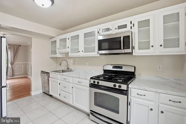 $2,800 | 2916 Cantania Place, Woodbridge, VA 22192