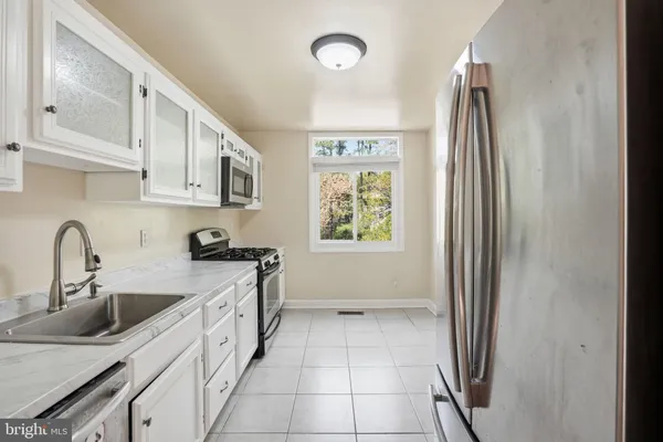 $2,800 | 2916 Cantania Place, Woodbridge, VA 22192