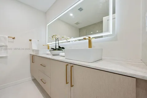 $1,399,000 | 8405 Southwest 144th Street, Palmetto Bay, FL 33158