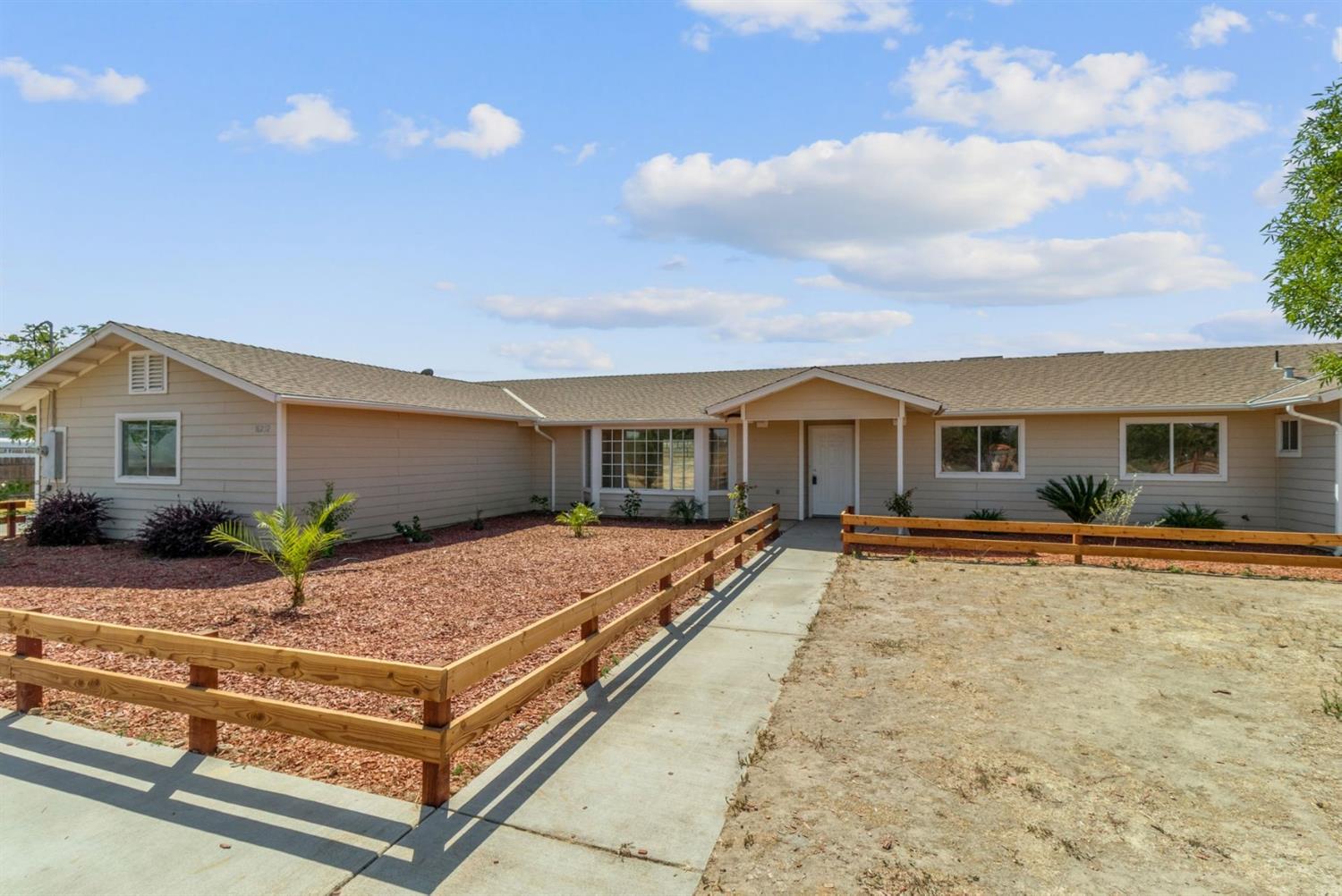 16252 Paula Road Madera, CA 93636 - Photo 1 of 30 Gallery Image 1