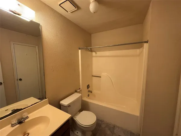 $1,100 | 3213 Hirschfield Road, Unit C, Spring, TX 77373