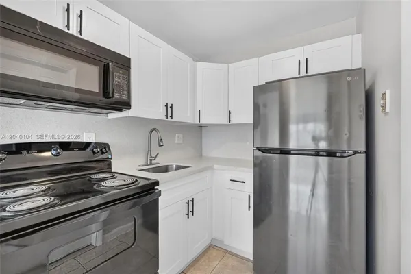 $2,100 | 151 Southeast 6th Avenue, Unit 16, Pompano Beach, FL 33060
