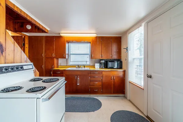 $549,000 | 120 Ln 650Ca Snow Lake, Fremont, IN 46737