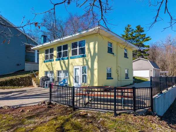 $549,000 | 120 Ln 650Ca Snow Lake, Fremont, IN 46737