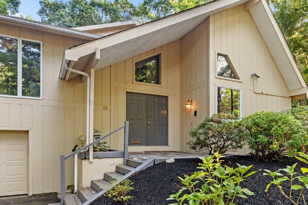 16 Bluejay Road Lynnfield, MA 01940 - Photo 2 of 41 Gallery Image 2