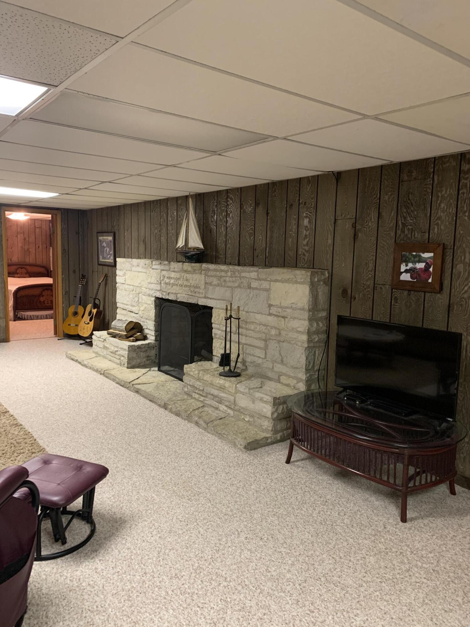 1699 Miami Road Benton Harbor, MI 49022 - Photo 30 of 38 IMG_2487