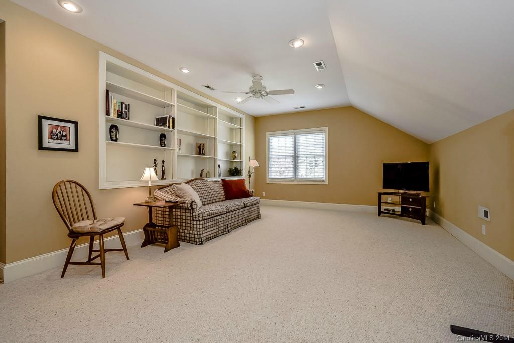 18607 John Connor Road, Unit 26 Cornelius, NC 28031 - Photo 19 of 24 Gallery Image 19