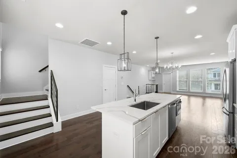 $700,000 | 1555 Duckworth Avenue, Charlotte, NC 28208