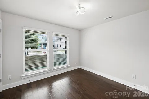 $700,000 | 1555 Duckworth Avenue, Charlotte, NC 28208