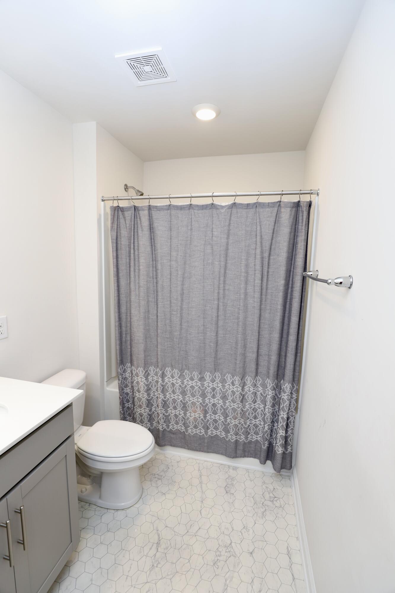352 Sandbach Road Columbia, SC 29209 - Photo 39 of 78 A8C37F60-FA06-4D9F-BAA0-EA5DBB91FC0D_1_2