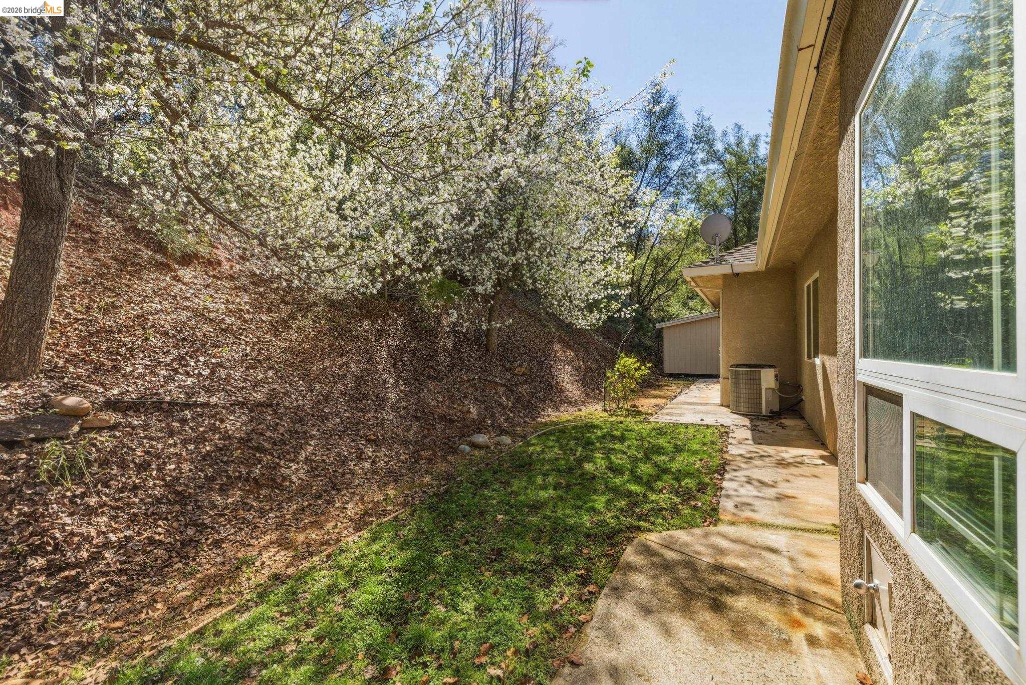 20245 Tuolumne Road North Tuolumne, CA 95379 - Photo 41 of 43 a view of a garden