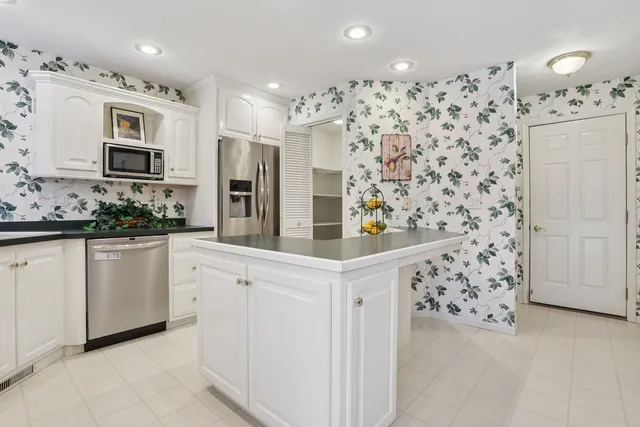 $315,000 | 125 Fieldcrest Drive, Brillion, WI 54110