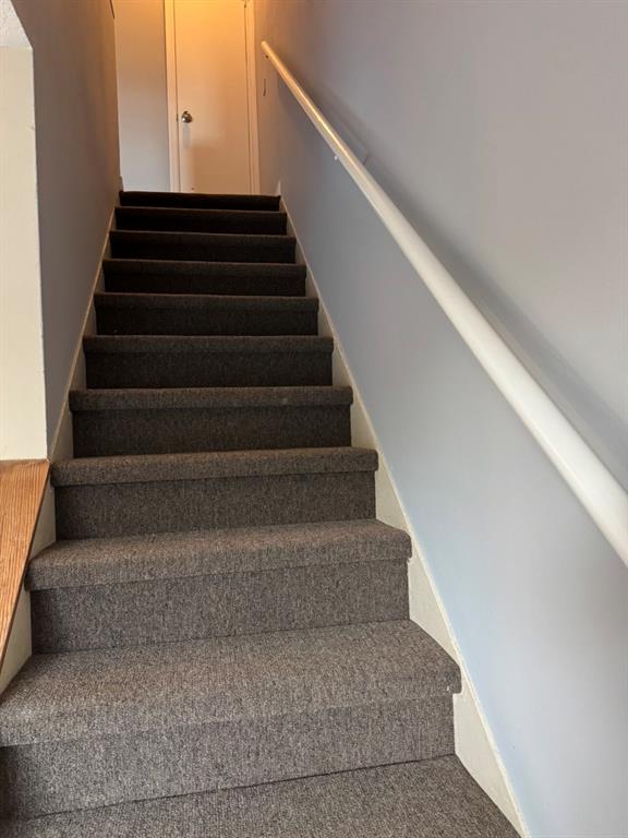 910 Wagner Place, Unit 3 Fort Pierce, FL 34982 - Photo 6 of 11 a view of entryway