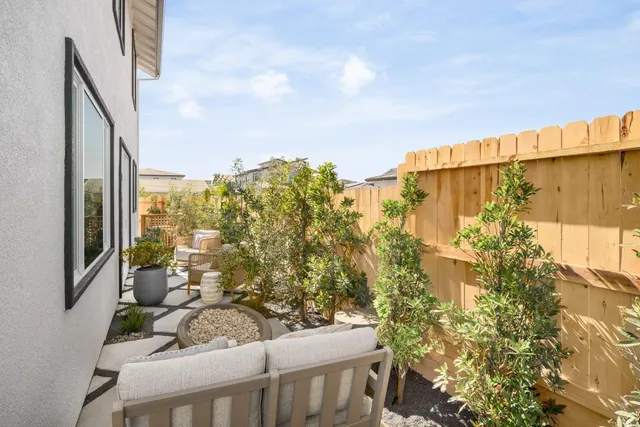 $612,086 | 3958 Aura Way, Rancho Cordova, CA 95742