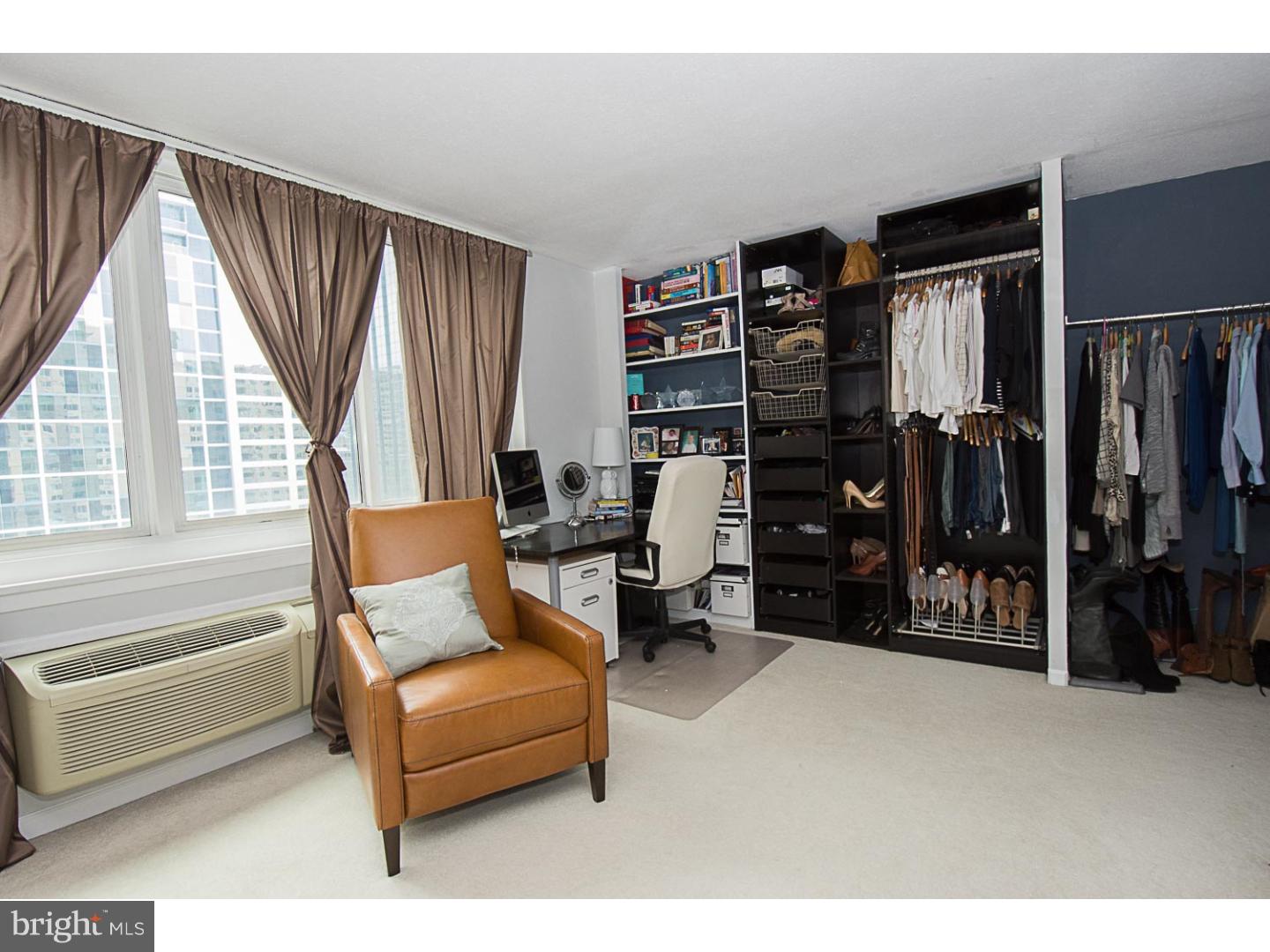 1919 Chestnut Street, Unit 1919 Philadelphia, PA 19103 - Photo 11 of 20