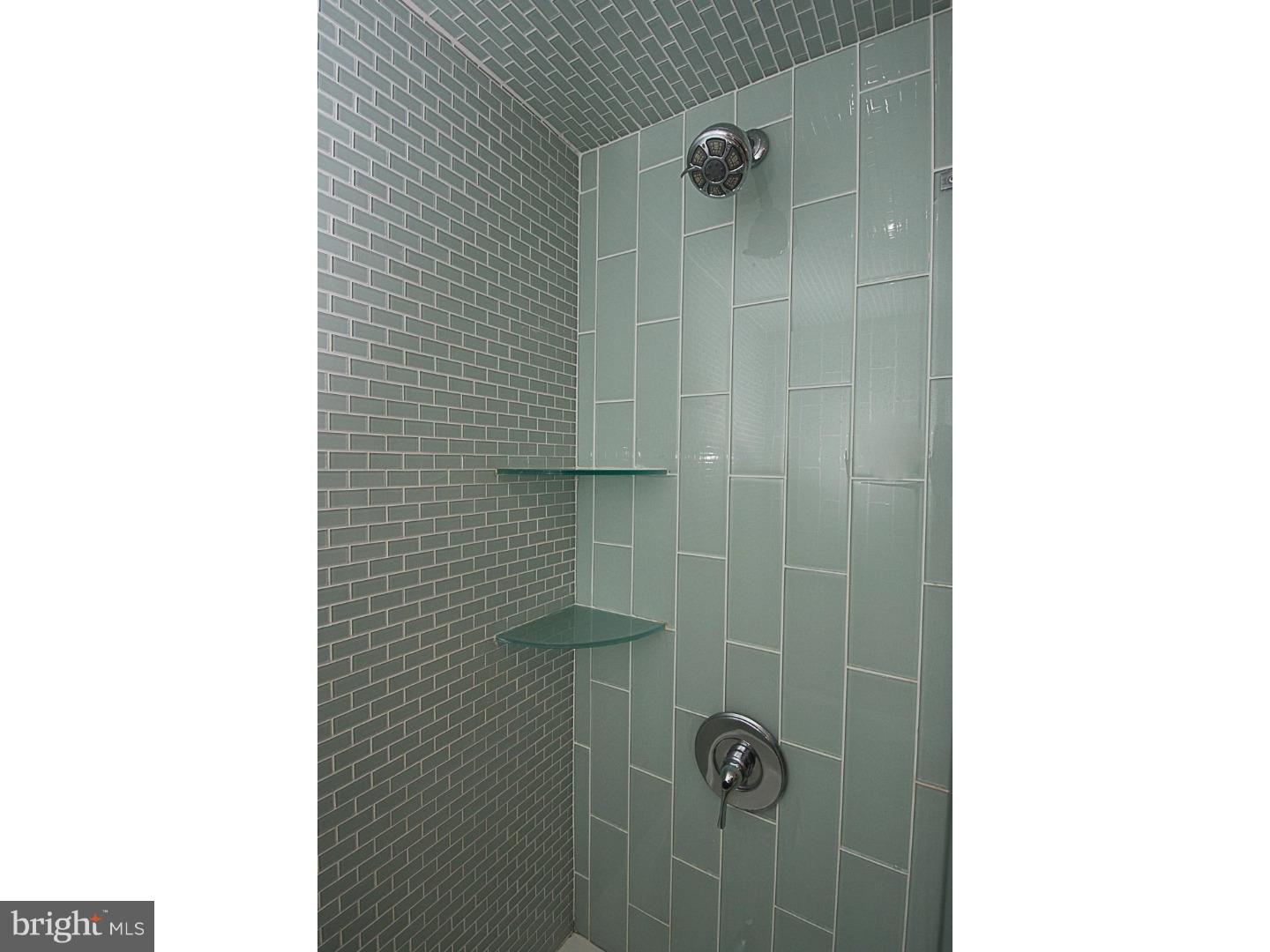 1919 Chestnut Street, Unit 1919 Philadelphia, PA 19103 - Photo 13 of 20