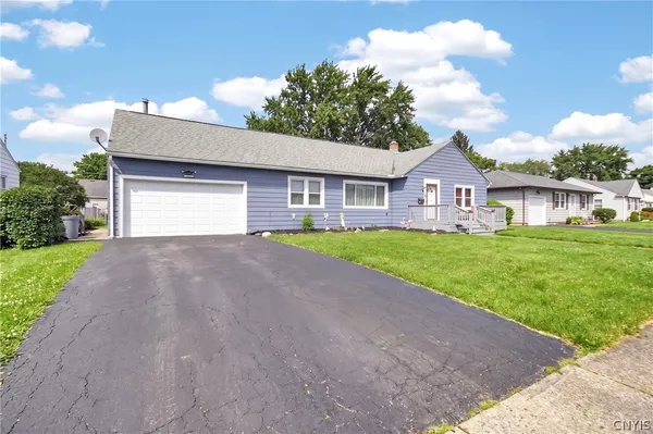 $280,000 | 929 Armory Drive, Utica, NY 13501
