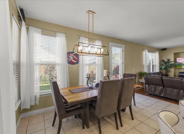 $925,000 | 1901 Calistoga Drive, Hollister, CA 95023
