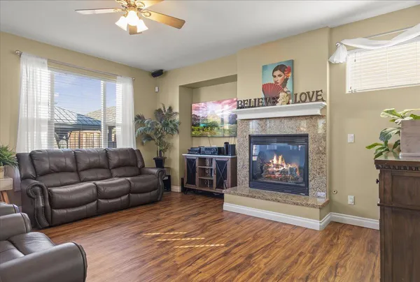 $925,000 | 1901 Calistoga Drive, Hollister, CA 95023