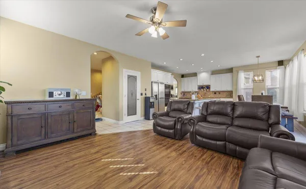 $925,000 | 1901 Calistoga Drive, Hollister, CA 95023