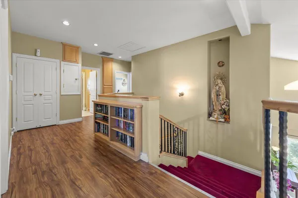$925,000 | 1901 Calistoga Drive, Hollister, CA 95023