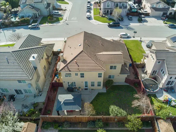 $925,000 | 1901 Calistoga Drive, Hollister, CA 95023