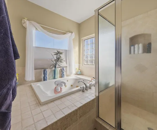 $925,000 | 1901 Calistoga Drive, Hollister, CA 95023
