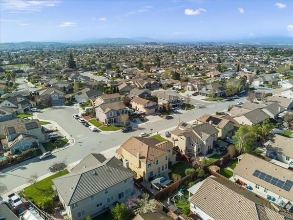 $925,000 | 1901 Calistoga Drive, Hollister, CA 95023