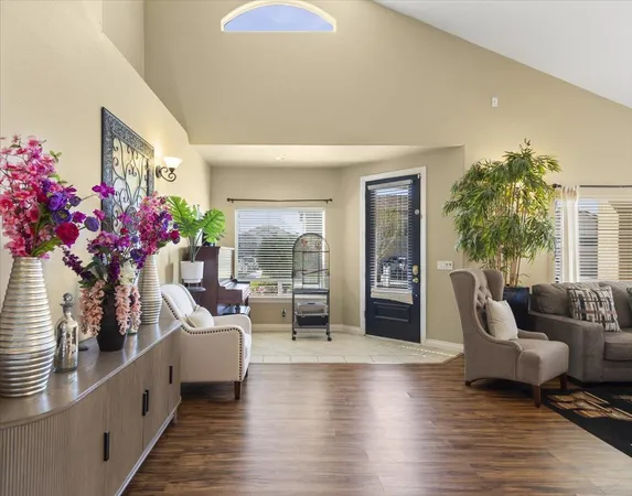 $925,000 | 1901 Calistoga Drive, Hollister, CA 95023