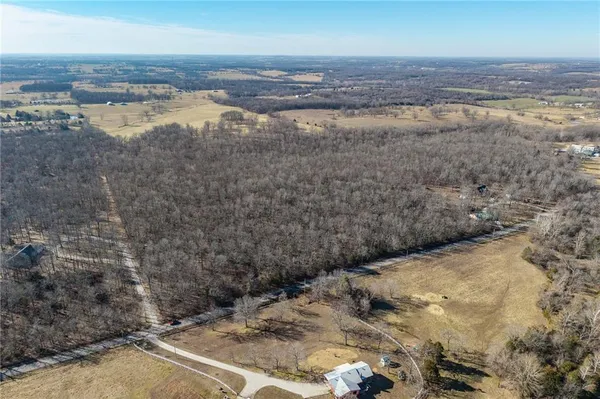 $129,900 | 1 Lindley Road, Buffalo, MO 65622