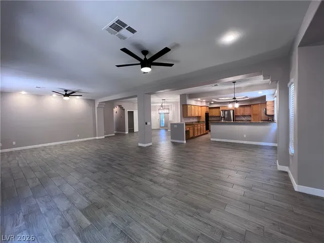 $3,050 | 693 Kentons Run Avenue, Henderson, NV 89052