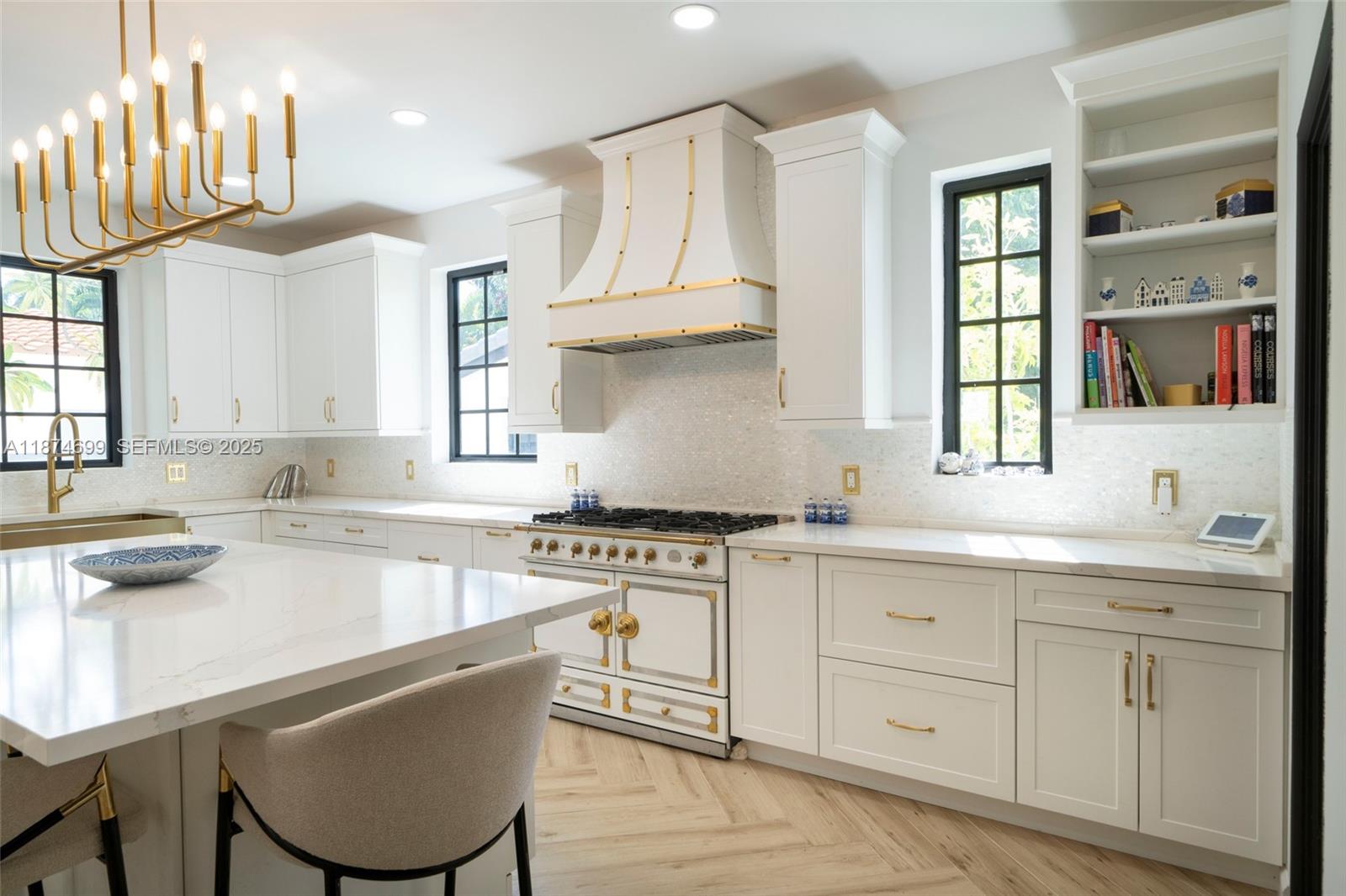 5149 Alton Road Miami Beach, FL 33140 - Photo 14 of 39