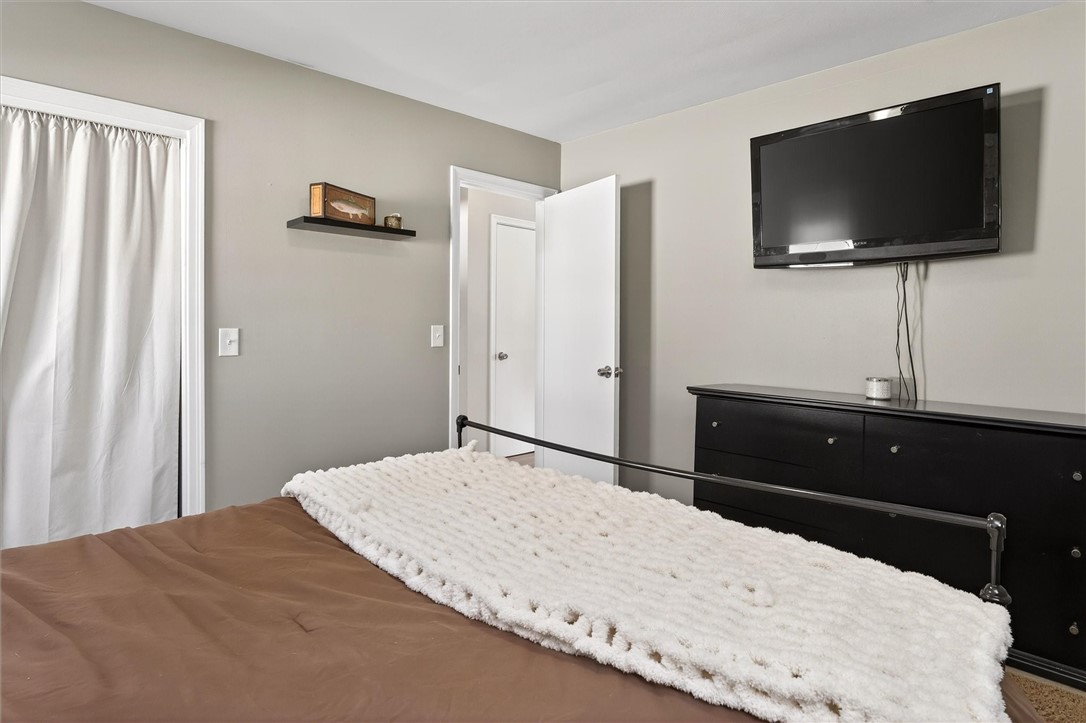 388 Orland Road Irondequoit, NY 14622 - Photo 13 of 26