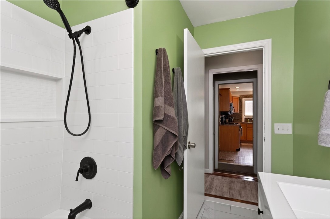 388 Orland Road Irondequoit, NY 14622 - Photo 19 of 26