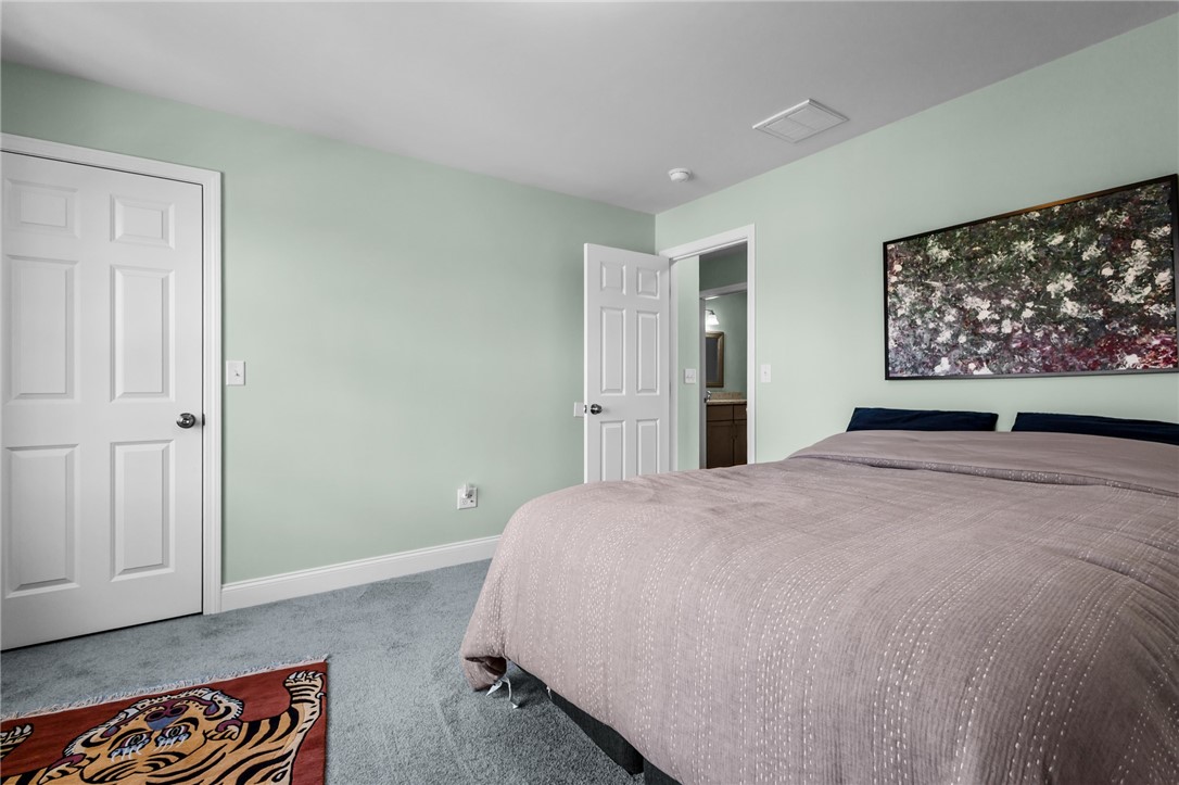 54 Carpenter Street Warwick, RI 02886 - Photo 25 of 42 Third bedroom