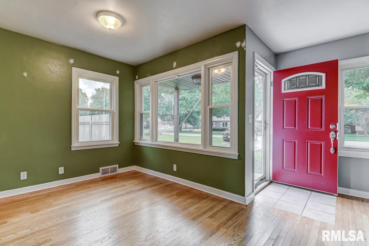 3209 South 5th Street Springfield, IL 62703 - Photo 9 of 24 Gallery Image 9