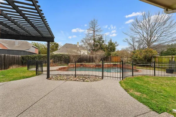 a view of outdoor space