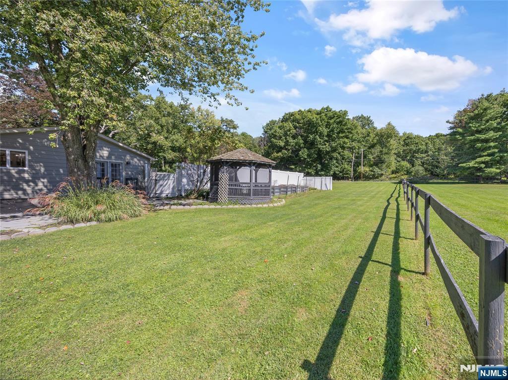 76 Glen Road Wantage, NJ 07461 - Photo 33 of 50 Gallery Image 33