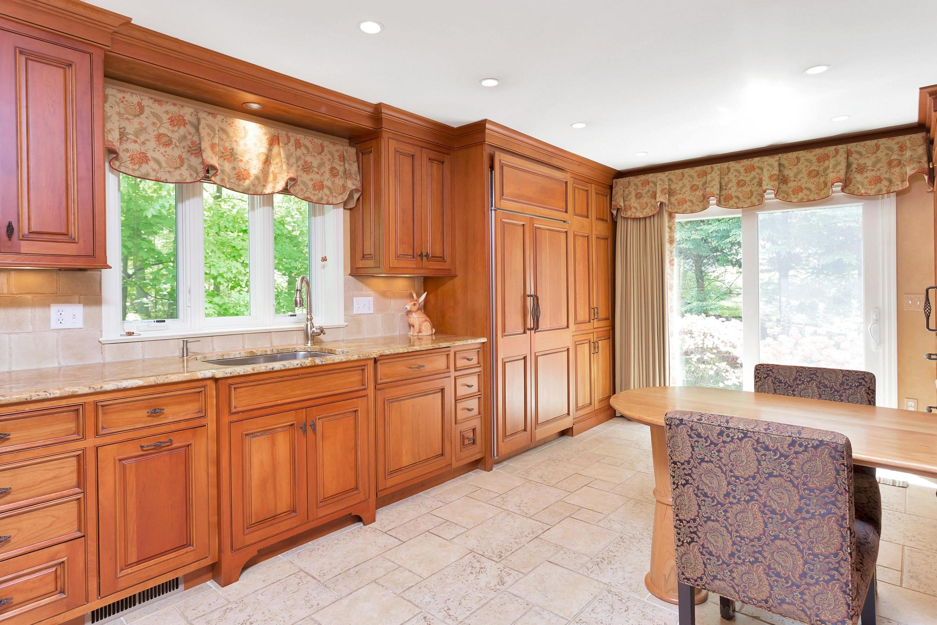123 Tokeneke Road Darien, CT 06820 - Photo 8 of 23 a very nice looking room with a large window
