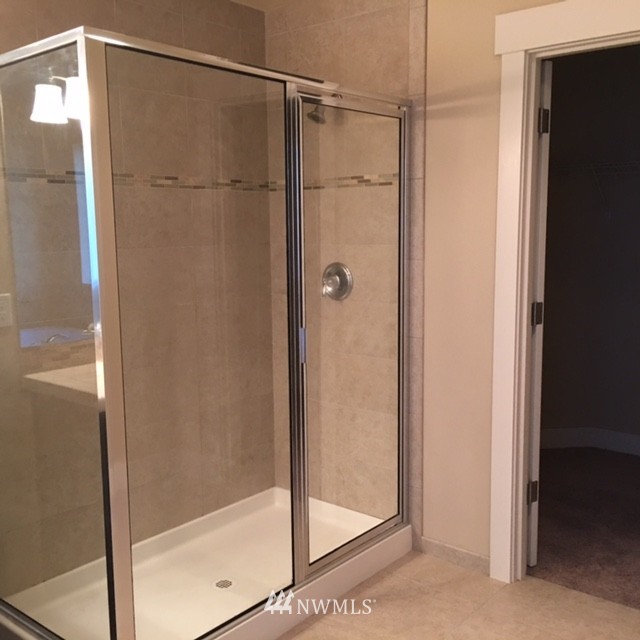 4900 Southeast 2nd Place Renton, WA 98059 - Photo 11 of 24 Gallery Image 11