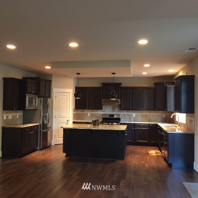 4900 Southeast 2nd Place Renton, WA 98059 - Photo 5 of 24 Gallery Image 5