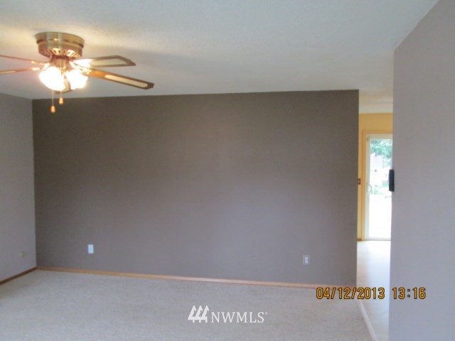 17331 Southeast 134th Street Renton, WA 98059 - Photo 3 of 11